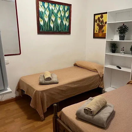 Homestay Malvarrosa Simple Shared